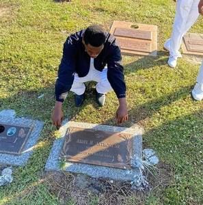 Meet your Posher, Abdul